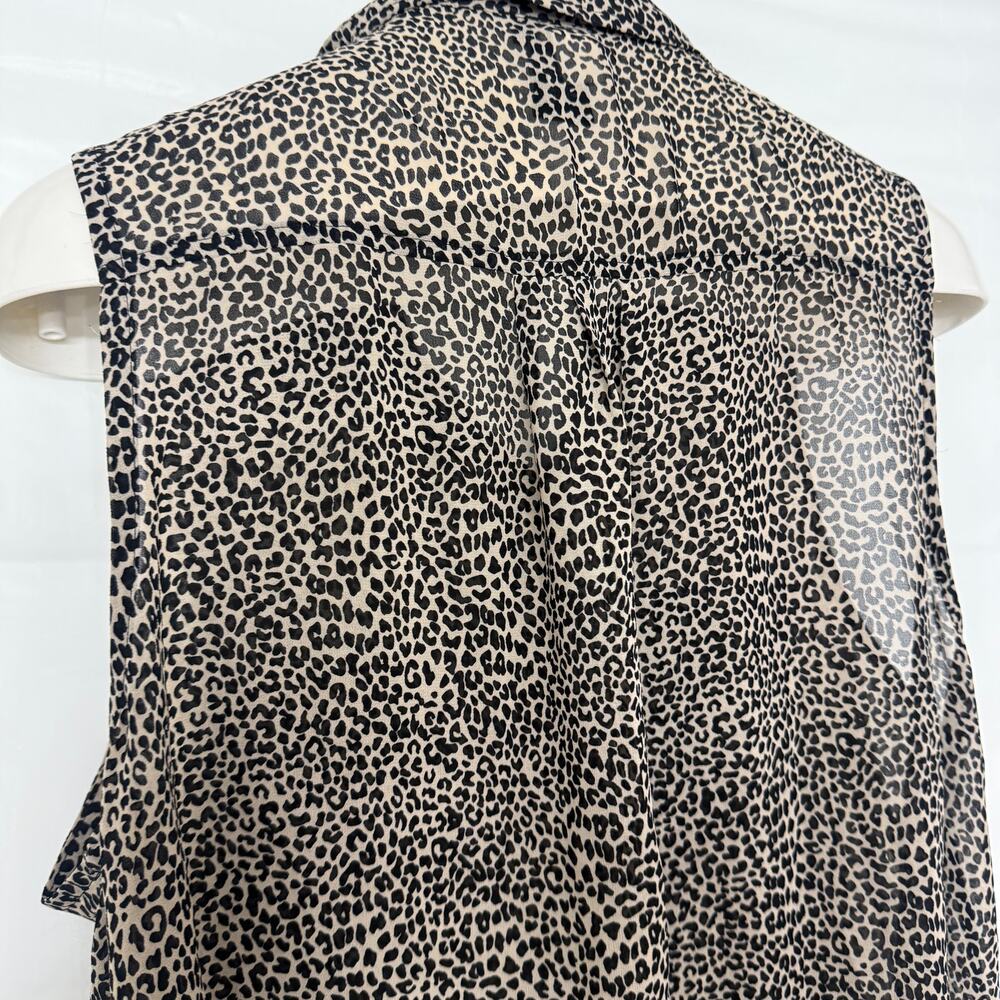 Torrid semi sheer leopard print blouse tank - Picture 4 of 5